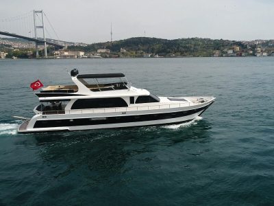 blue9-luks-tekne-yemekli-tekne-kiralama-yat-kiralama-istanbul2